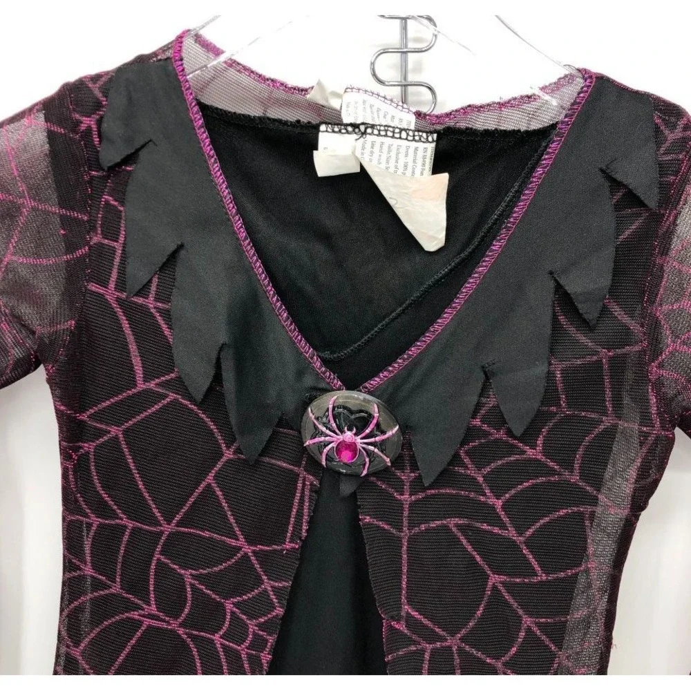 Spell Spinner Kids Size 4-6 Witch Halloween Costume Dress Web Coat Spider Medall